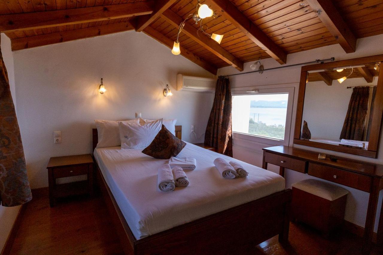 Voula Resort Elafonissos Bagian luar foto