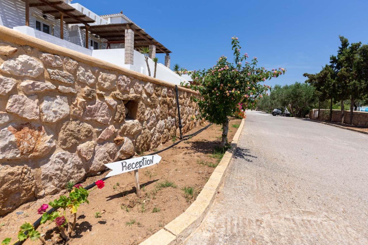 Voula Resort Elafonissos Bagian luar foto