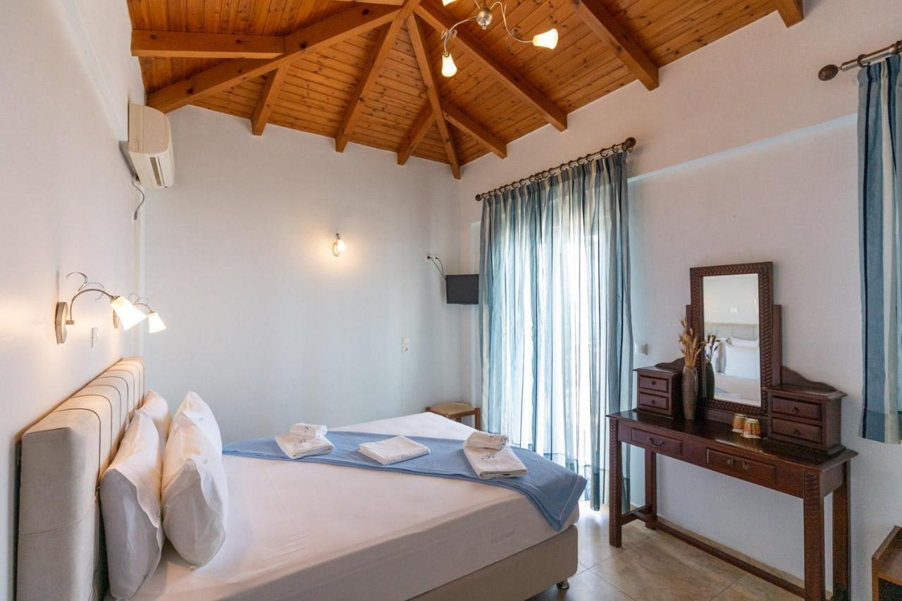 Voula Resort Elafonissos Bagian luar foto