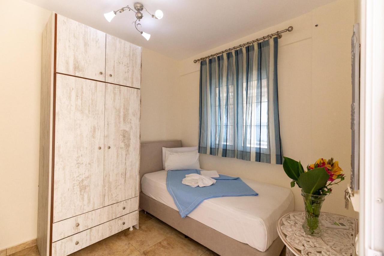 Voula Resort Elafonissos Bagian luar foto