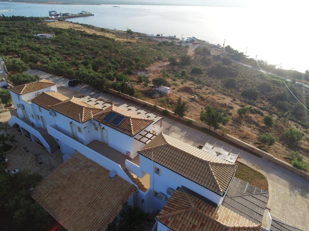 Voula Resort Elafonissos Bagian luar foto